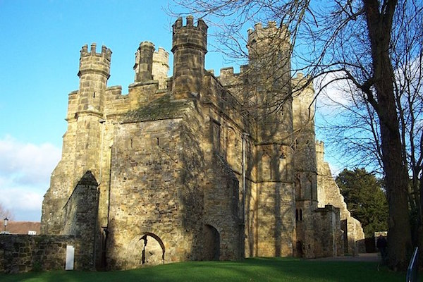 Battle_Abbey_Battle_Sussex wikipedia