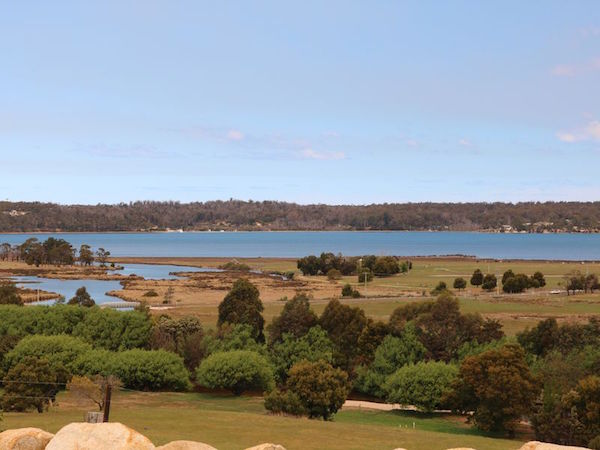 St Helens George River Park B and B.jpg