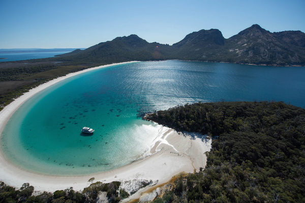 Wineglass Bay Kellraine Beach Cottages.jpg